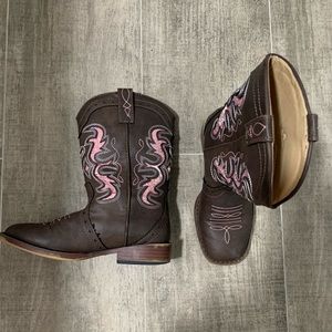Girls brown with pink designs cowgirl boots